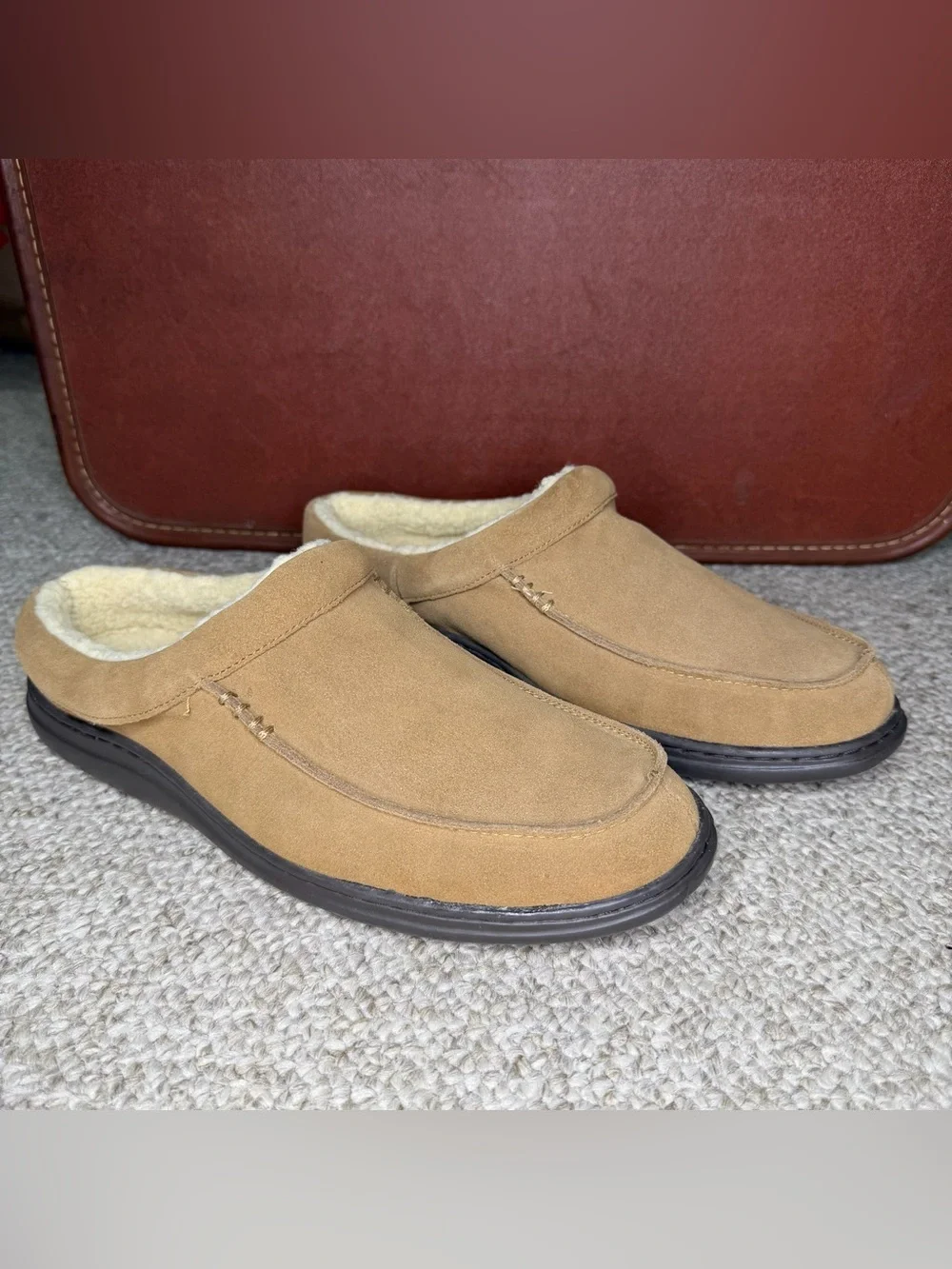 NWT L. B. Evans suede leather clog slipper
